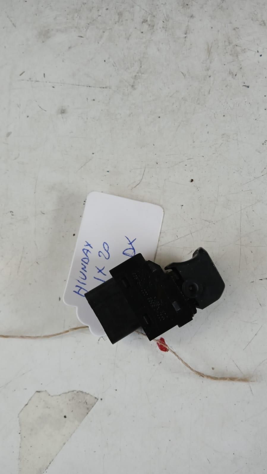 Pulsantiera Anteriore Destra HYUNDAI iX20 Serie (10>19)