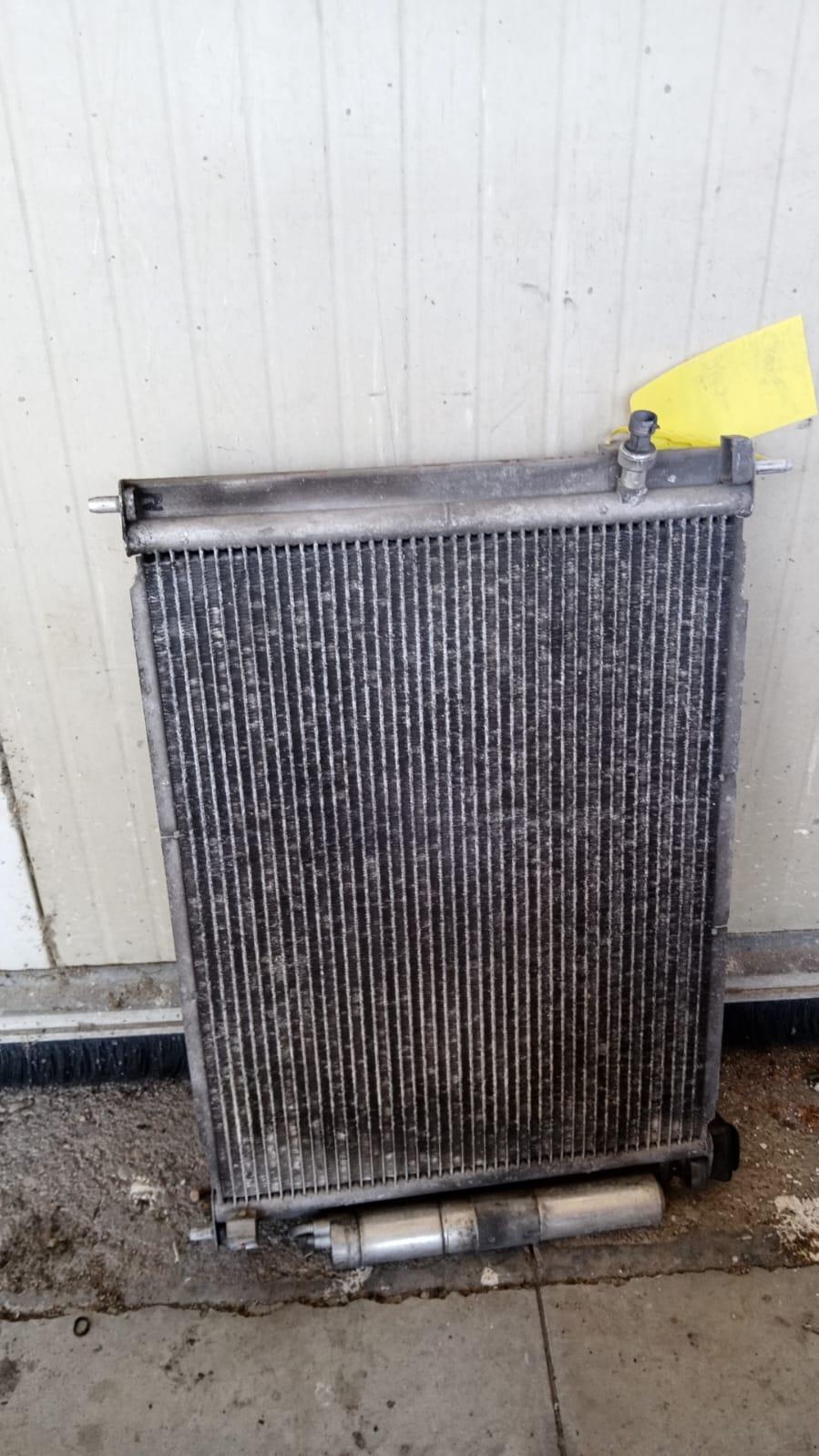 Radiatore acqua RENAULT Clio Serie (04>08)