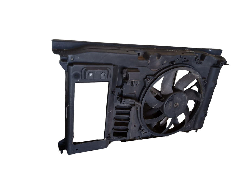 Staffe calandra anteriore PEUGEOT 5008 1° Serie