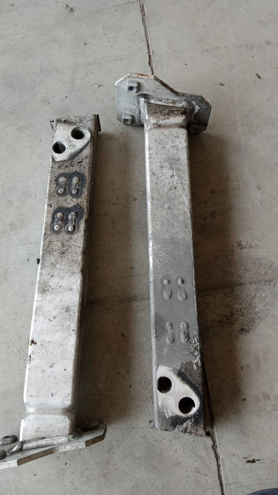 Coppia Longheroni Anteriori DX e SX FIAT 500 L Living