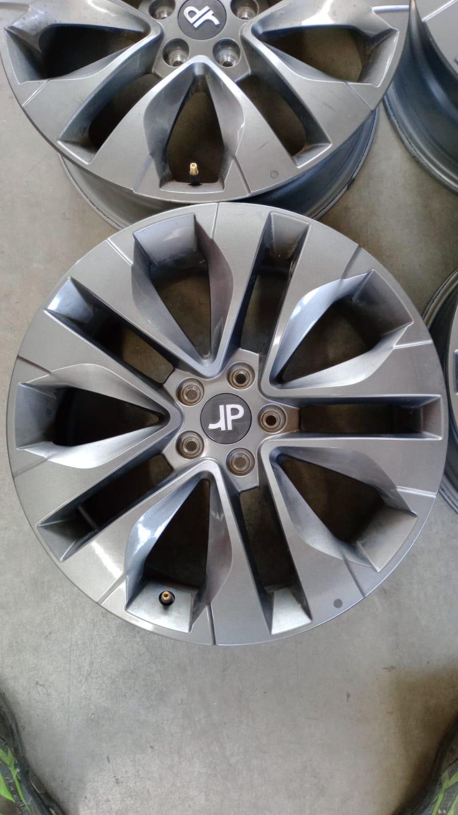 4 Cerchi in lega DR 4.0 Serie (21>)