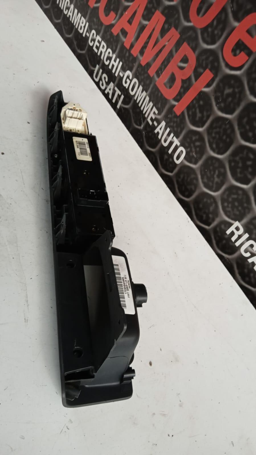 Pulsantiera Anteriore Sinistra KIA Soul 1° Serie