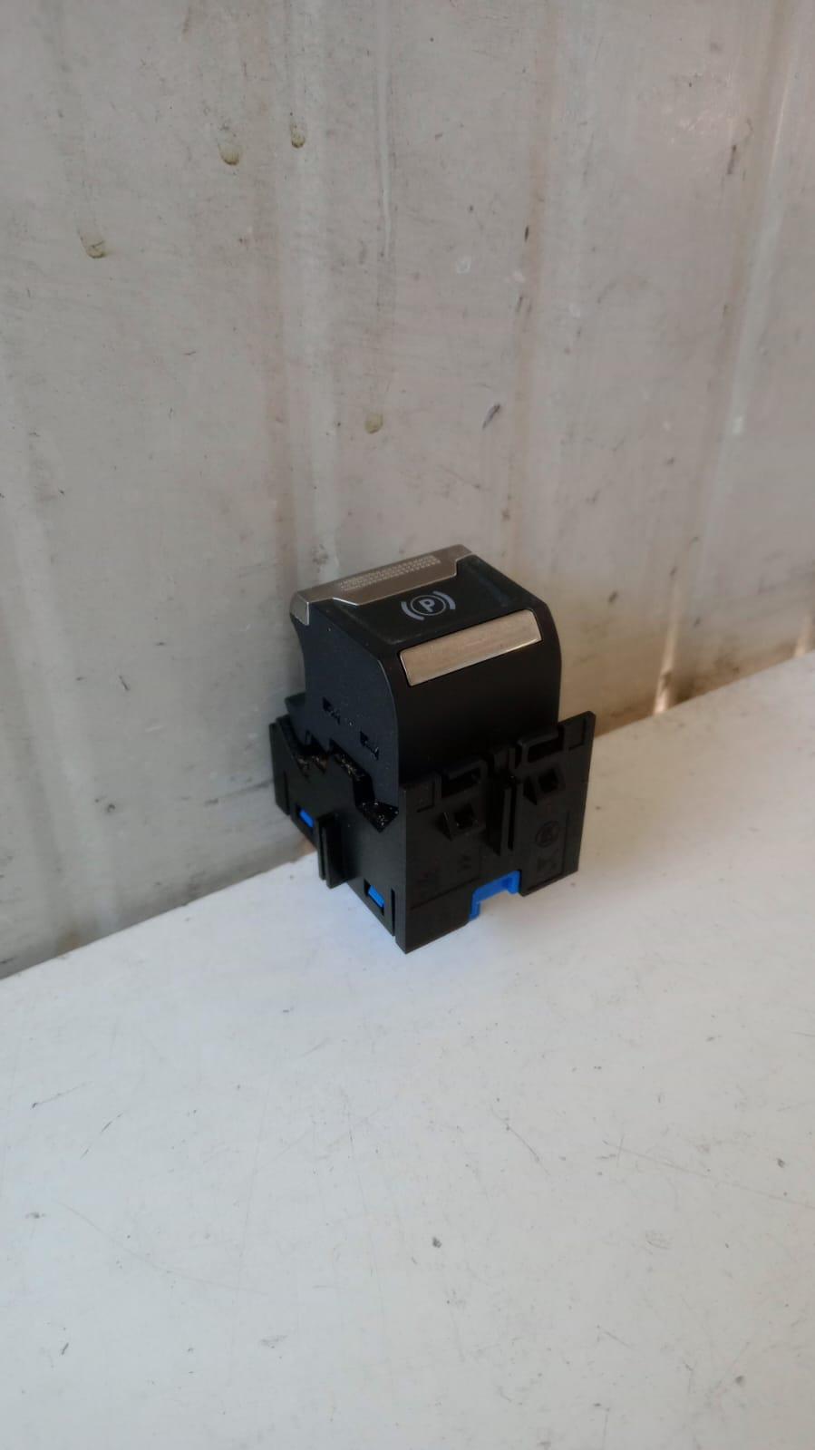 Pulsante freno di stazionamento PEUGEOT 3008 Serie (16>23)