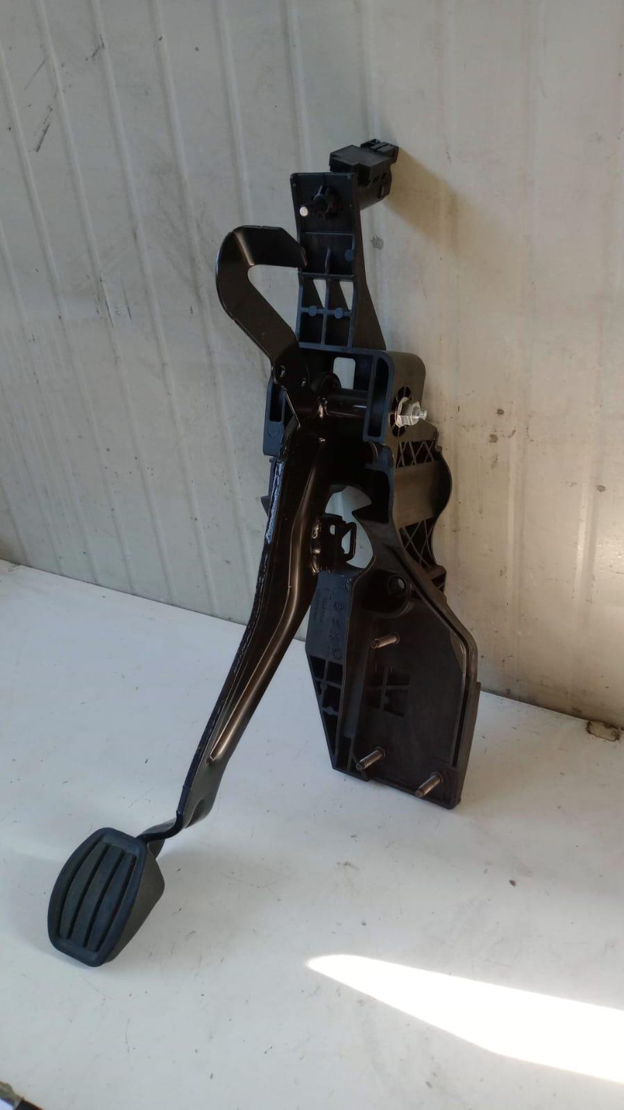 Pedale Freno PEUGEOT 3008 Serie (16>23)