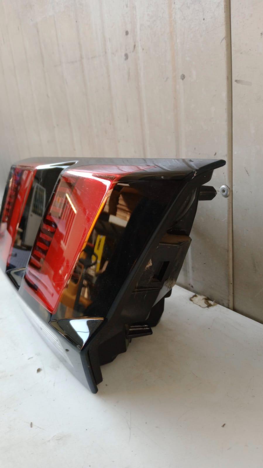 Stop fanale posteriore Destro PEUGEOT 3008 Serie (16>23)