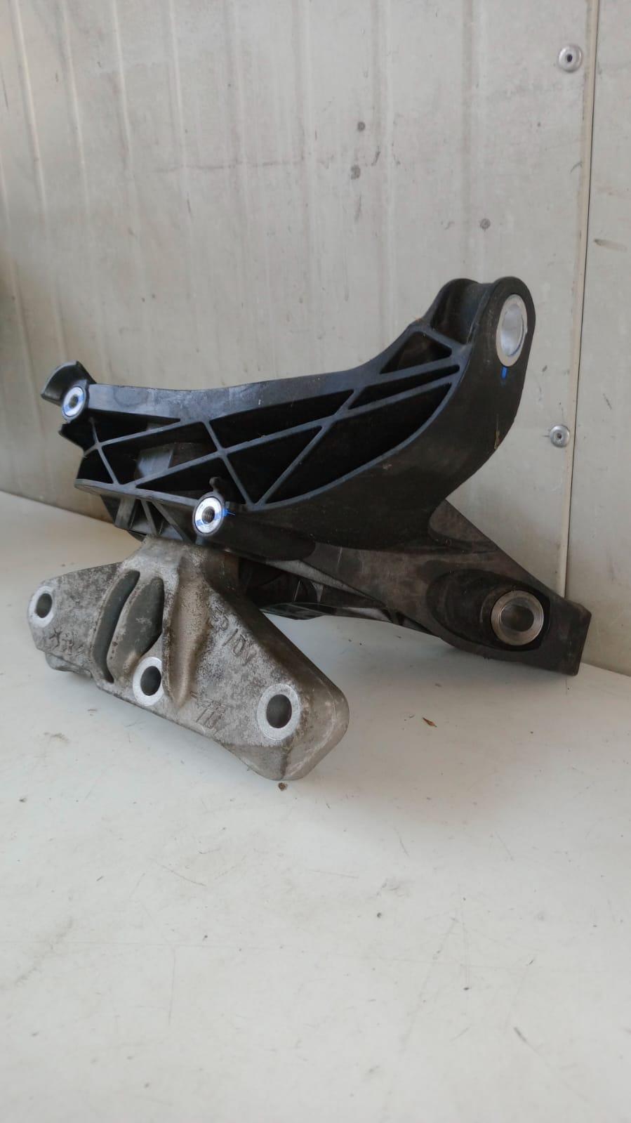 Supporto motore PEUGEOT 3008 Serie (16>23)