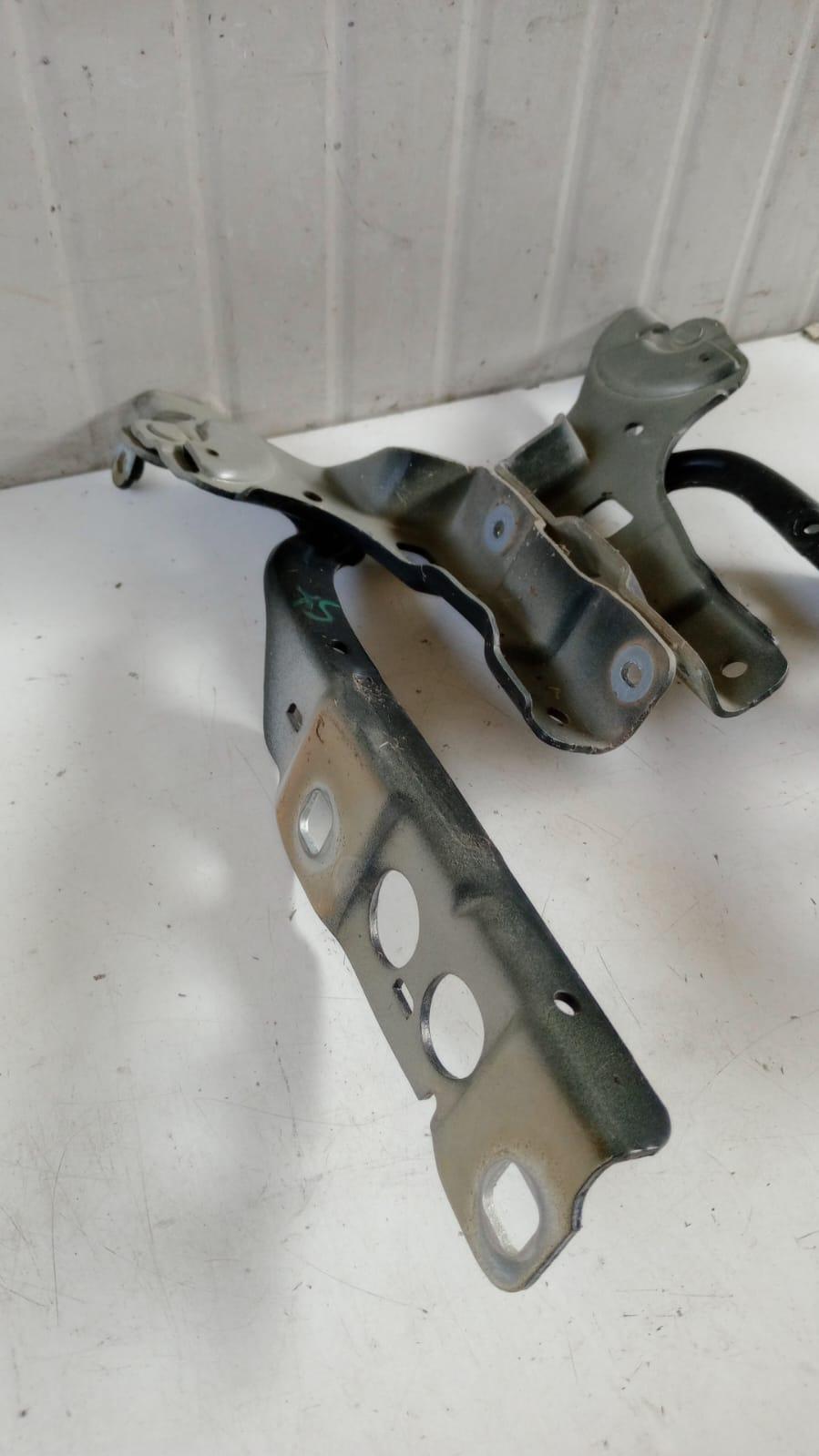 Cerniere cofano anteriore dx e sx CITROEN C4 2° Serie