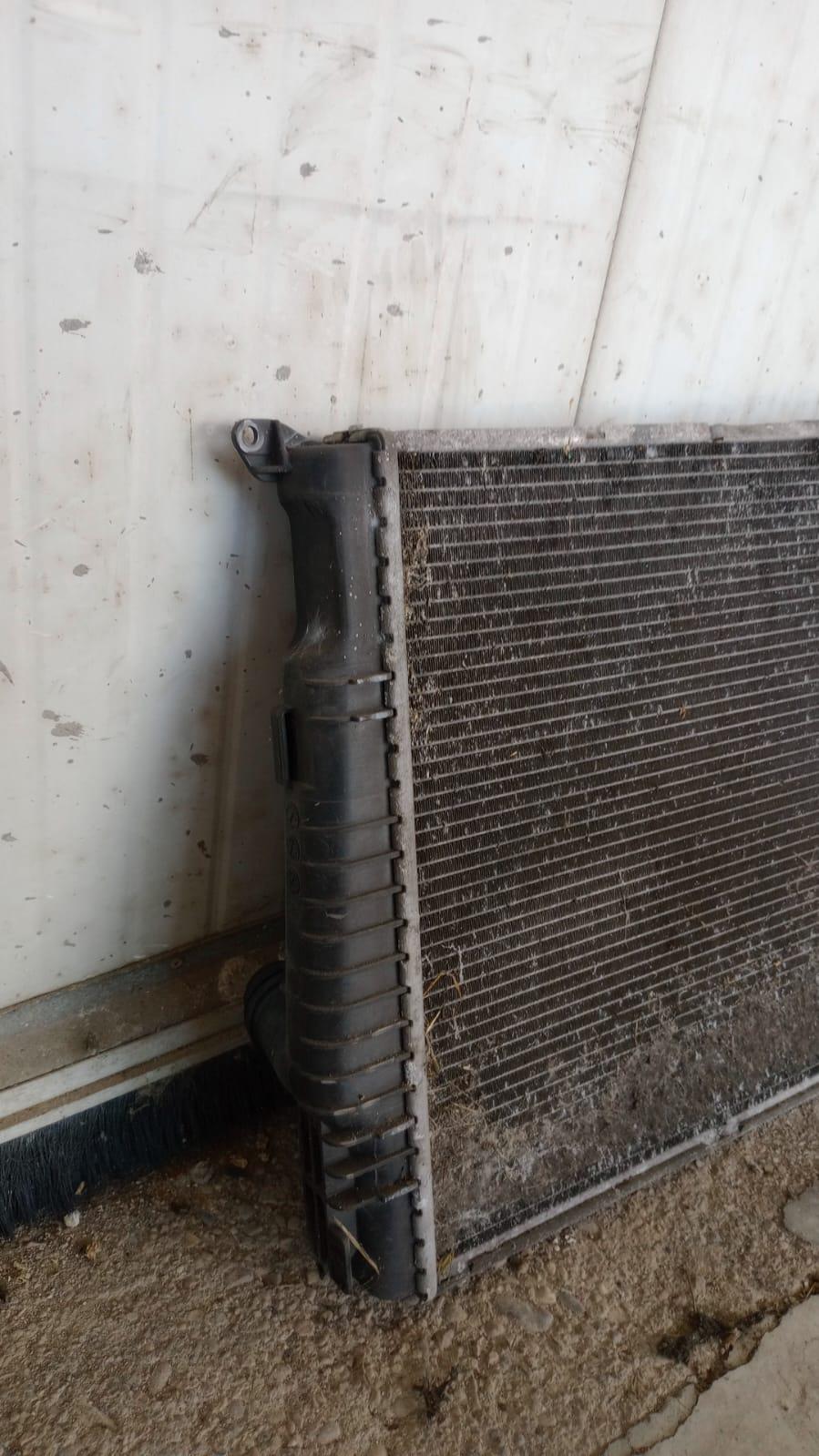 Radiatore acqua BMW X3 2° Serie