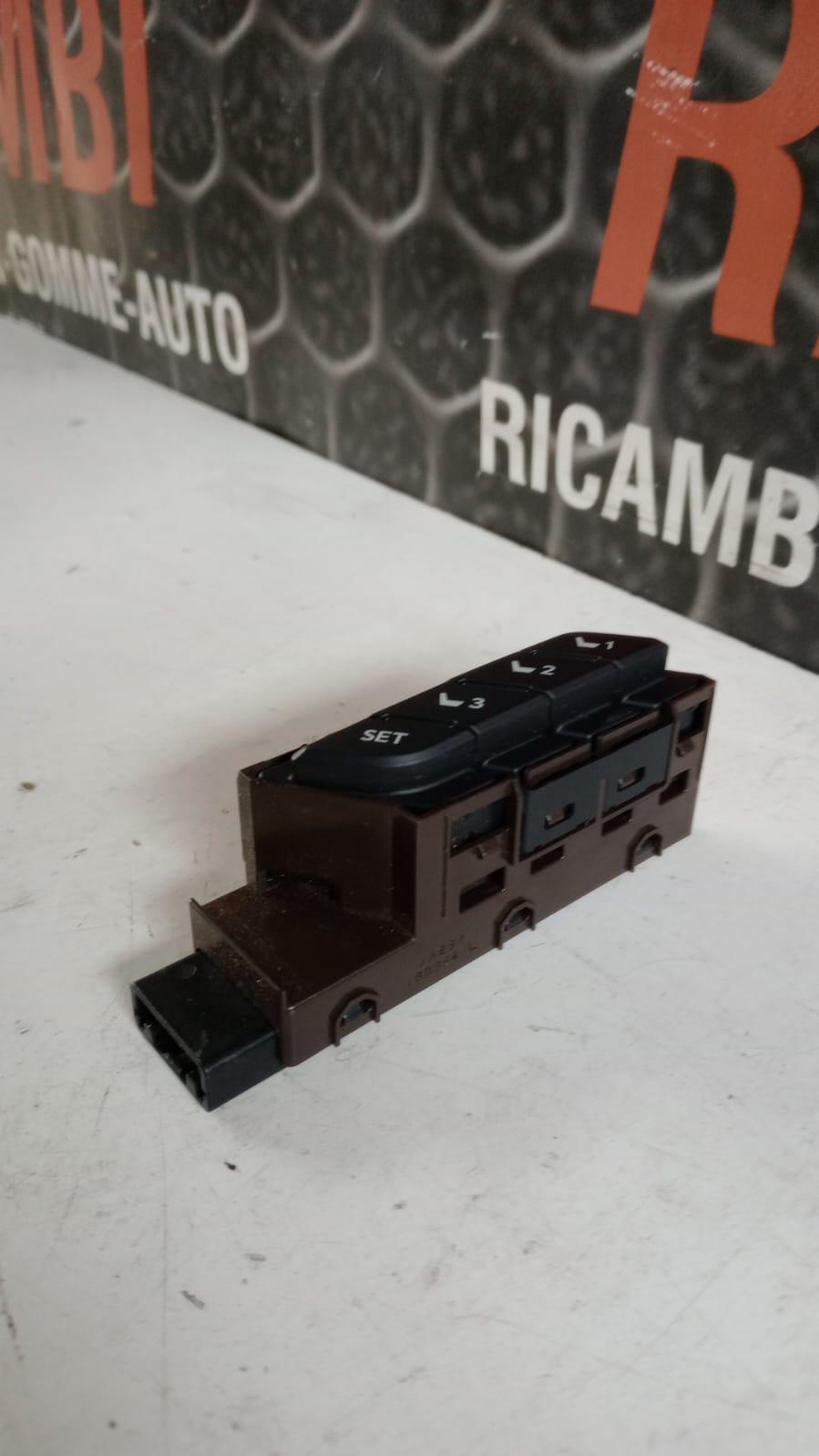 Pulsantiera regolazione memoria sedile SX LEXUS RX Serie (L2) (15>)