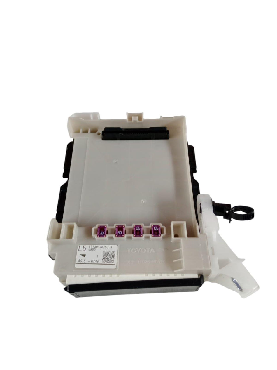 Scatola porta fusibili LEXUS RX Serie (L2) (15>)