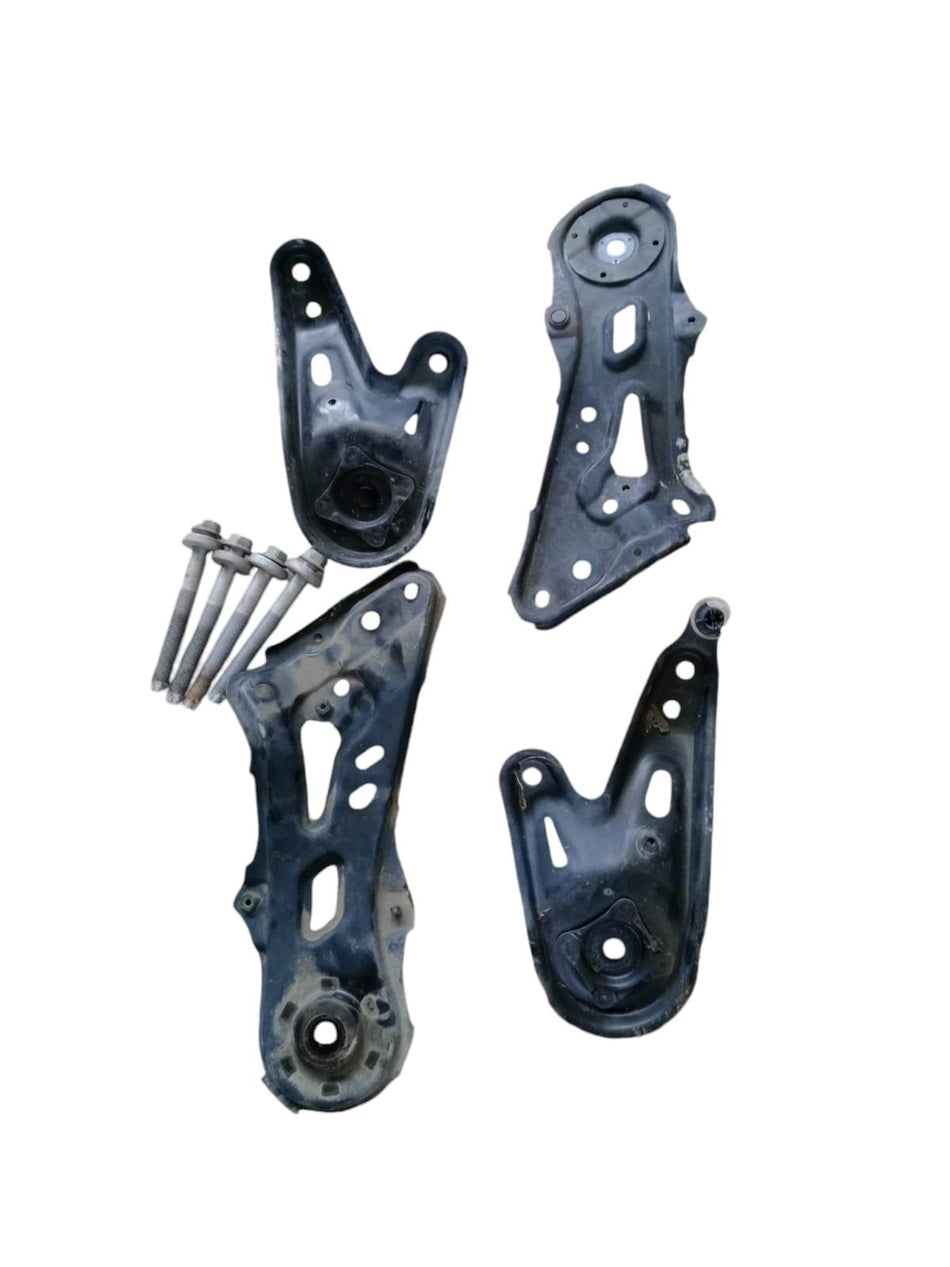 Coppia Staffe Culla Motore Destra e Sinistra LEXUS RX Serie (L2) (15>)