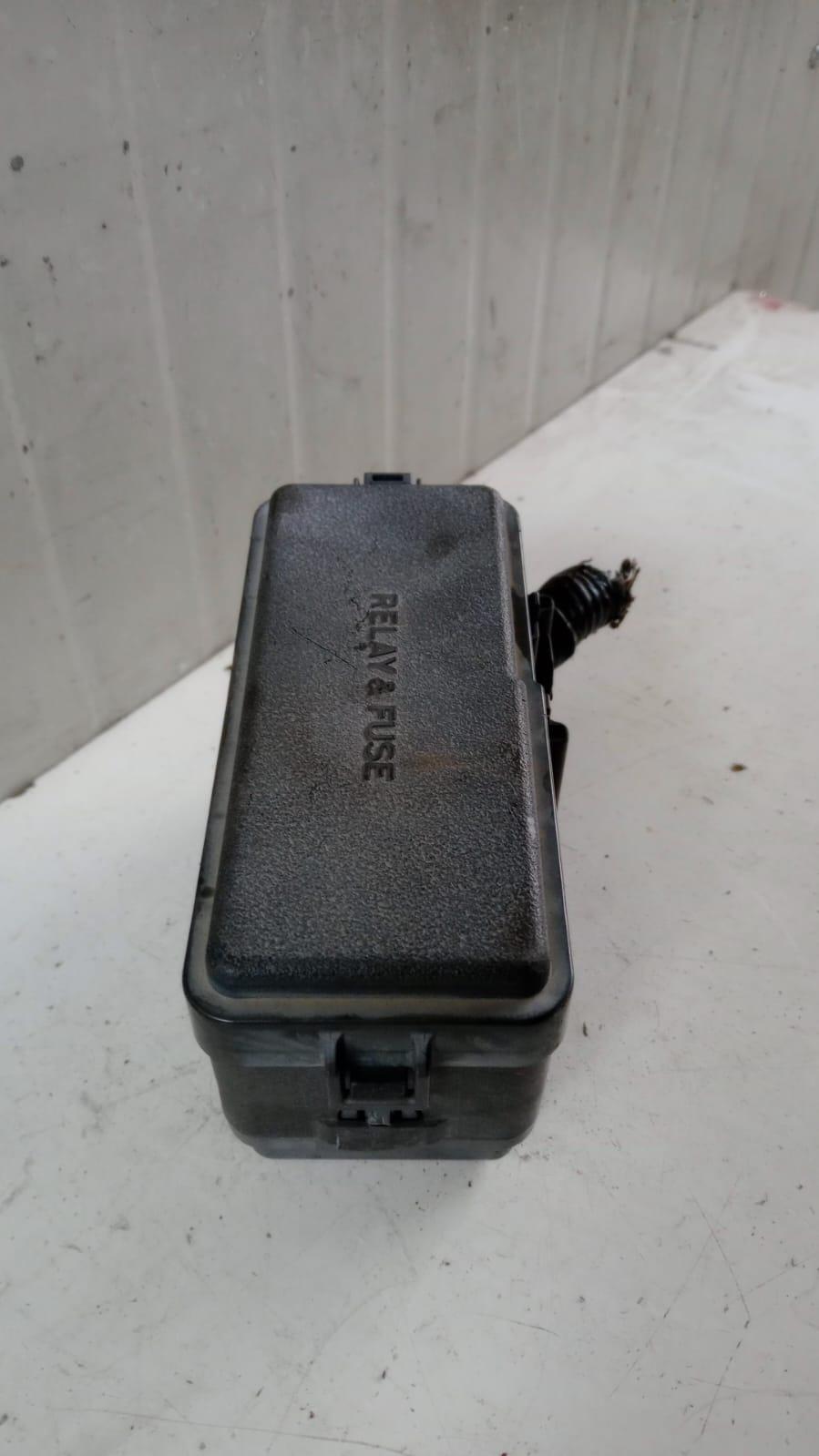Scatola porta fusibili LEXUS RX Serie (L2) (15>)