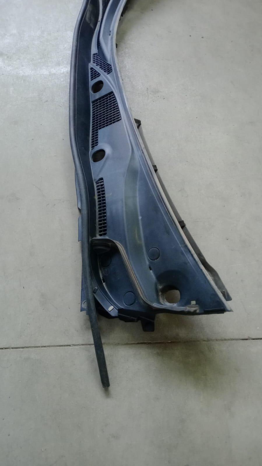 Plastiche profilo esterno sotto parabrezza LEXUS RX Serie (L2) (15>)