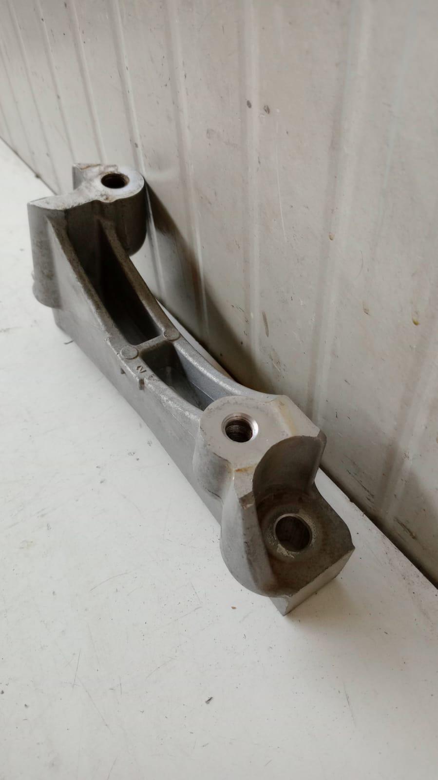 Supporto motore LEXUS RX Serie (L2) (15>)