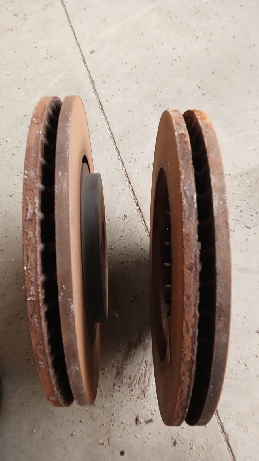 Coppia dischi freno LEXUS RX Serie (L2) (15>)