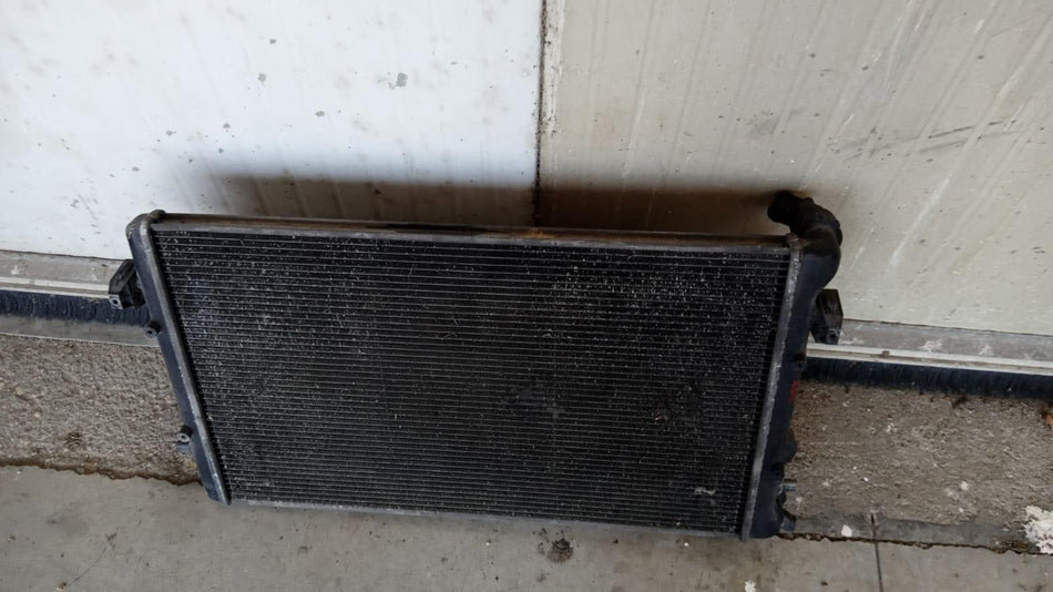 Radiatore acqua AUDI TT Serie (8N3) (98>06)