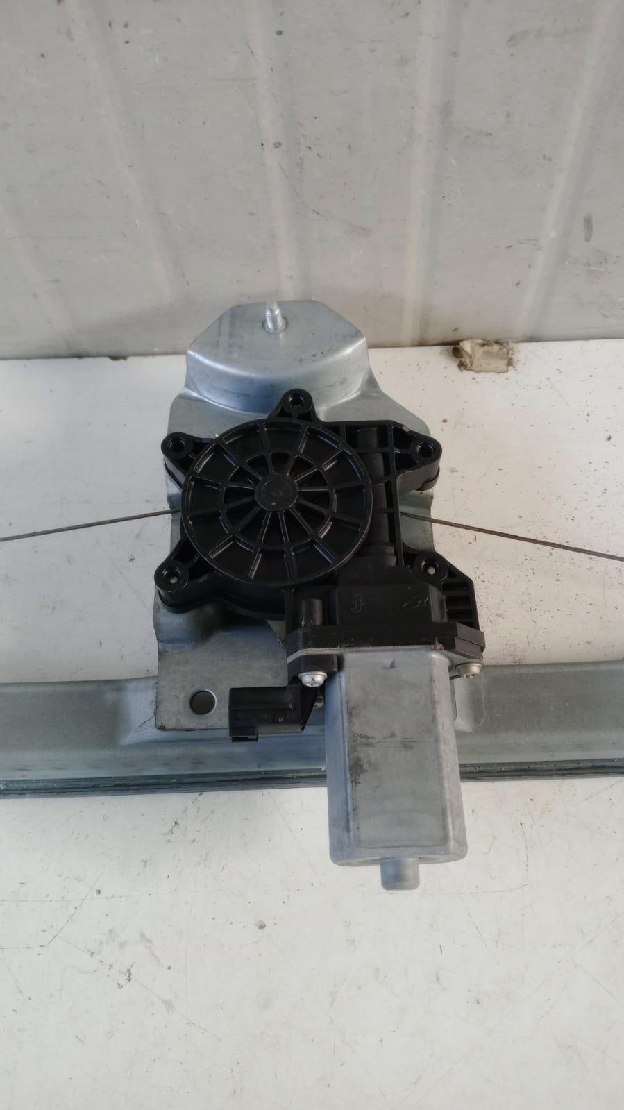 Meccanismo alzavetro Ant. DX RENAULT Clio Serie IV (12>19)