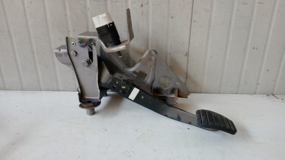 Pedale Freno RENAULT Clio Serie IV (12>19)