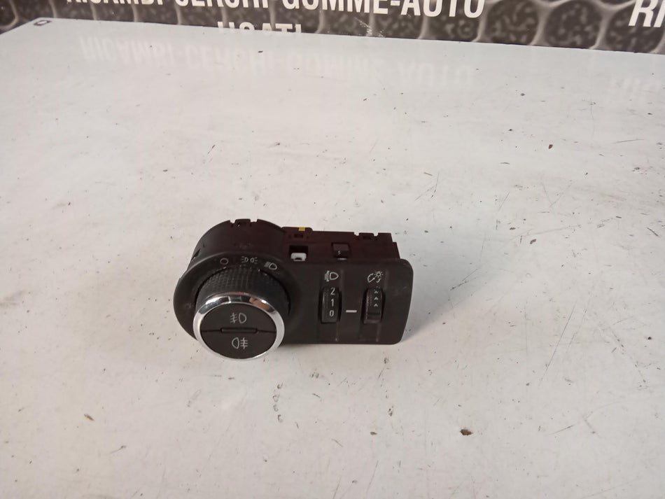 Interruttore comando luci OPEL Mokka 1° Serie