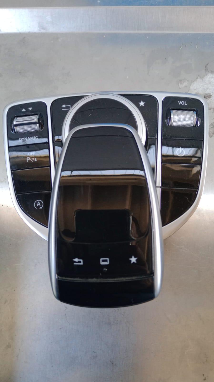 Console centrale MERCEDES Classe C (W205) (2013-)
