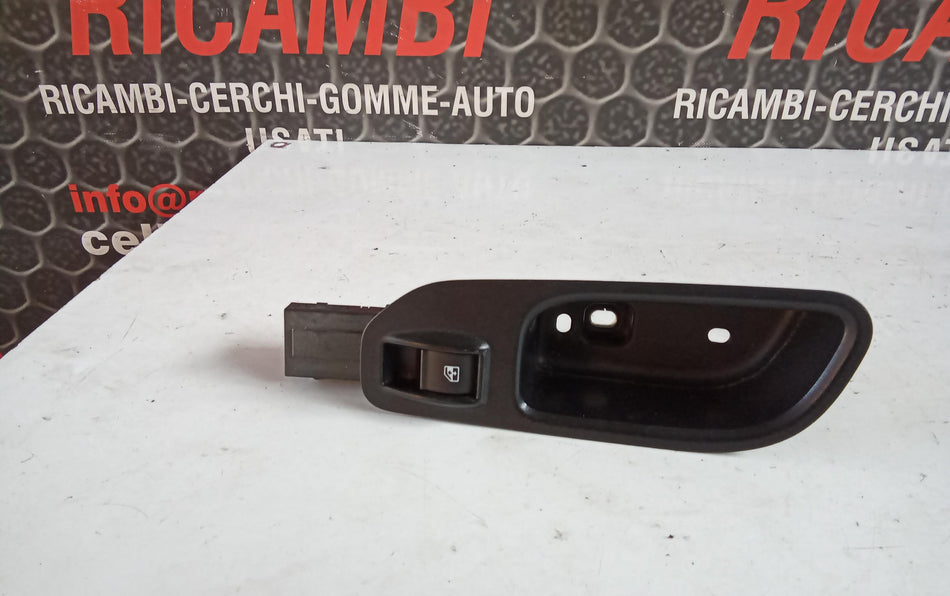 Maniglia interna completa di pulsante alza vetro post dx FIAT Tipo  2° serie Station Wagon