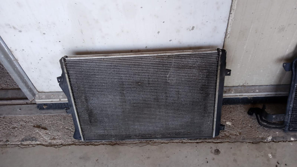 Radiatore acqua VOLKSWAGEN Touran 2° Serie
