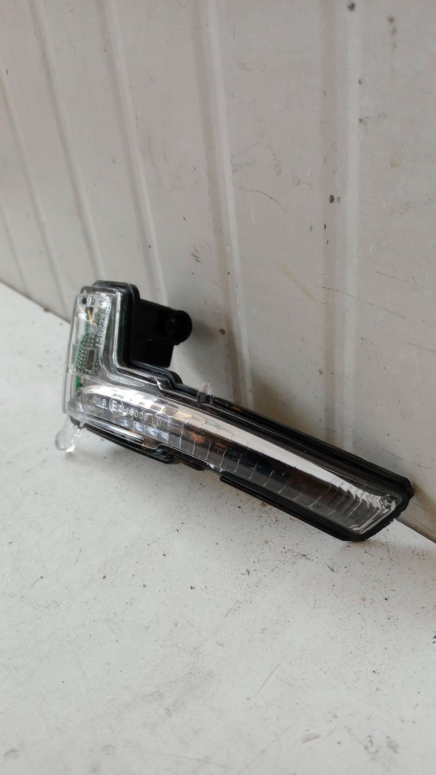 Freccia specchietto retrovisore SX RENAULT Captur Serie