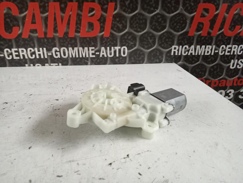 Motorino Alzavetro posteriore destra FORD Puma Serie (19>)