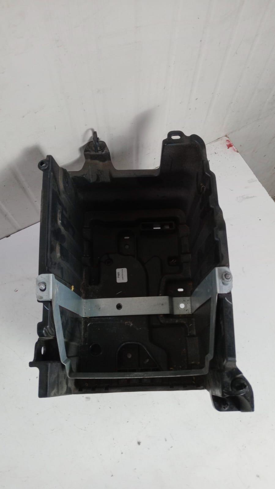 Supporto batteria FORD Puma Serie (19>)