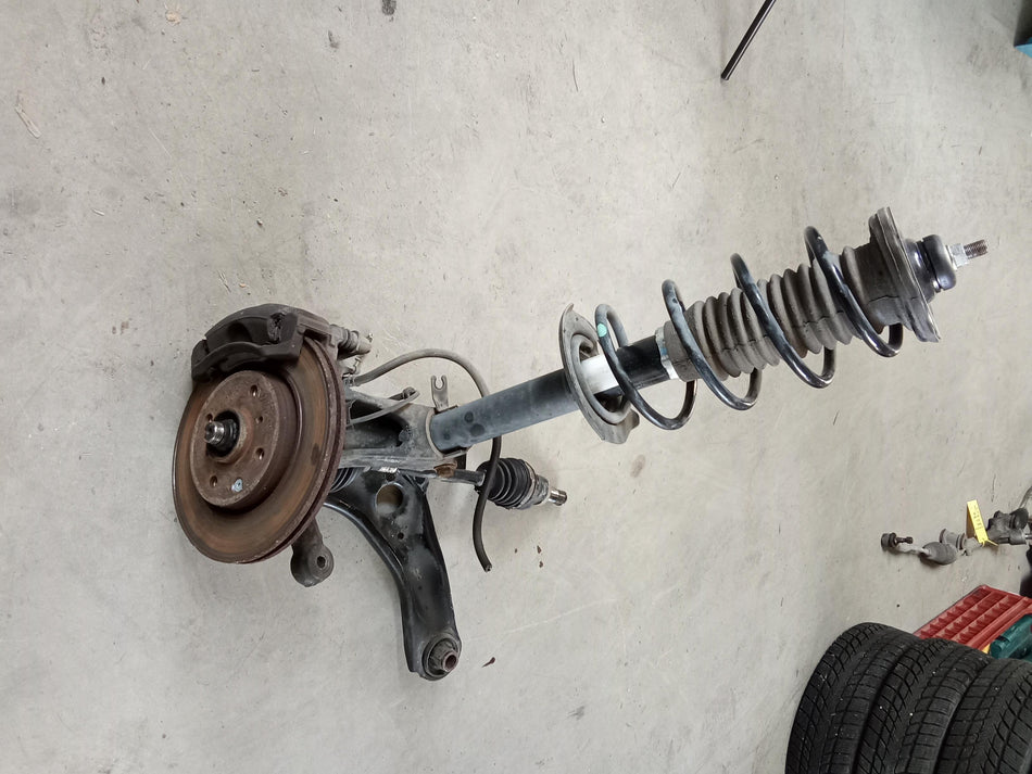 Montante sospensione ANT. SX TOYOTA Aygo 3° Serie