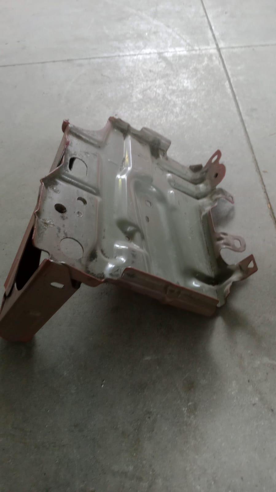 Supporto batteria TOYOTA Aygo 3° Serie
