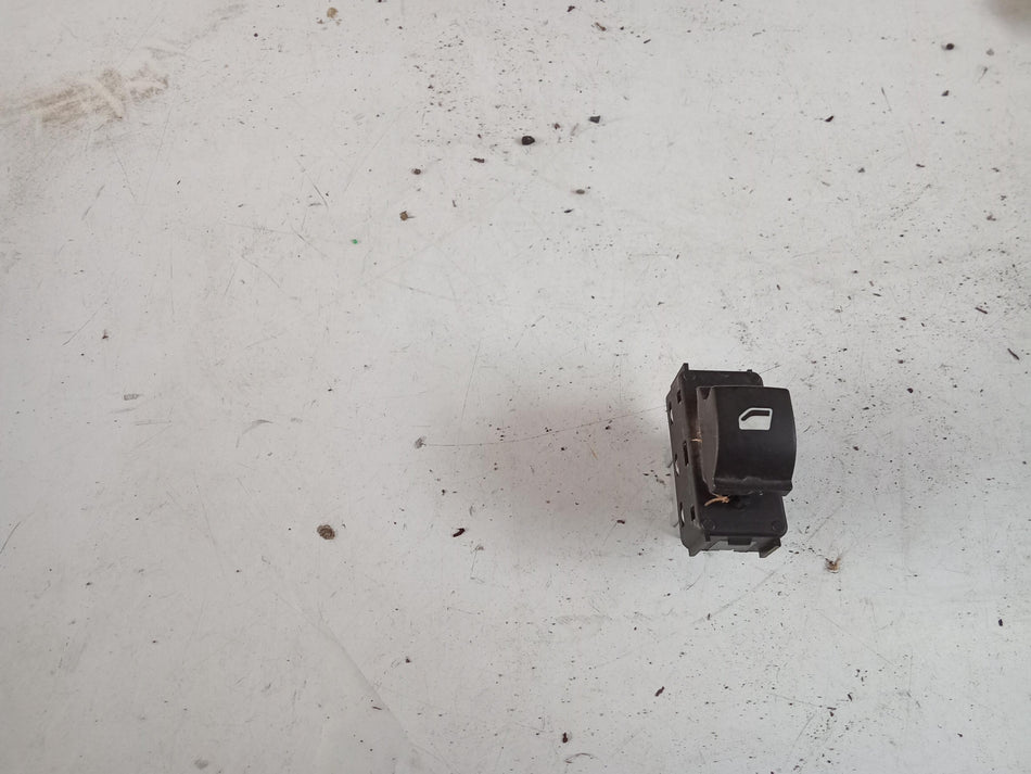 Pulsantiera Anteriore Destra CITROEN C3 Serie (16>)