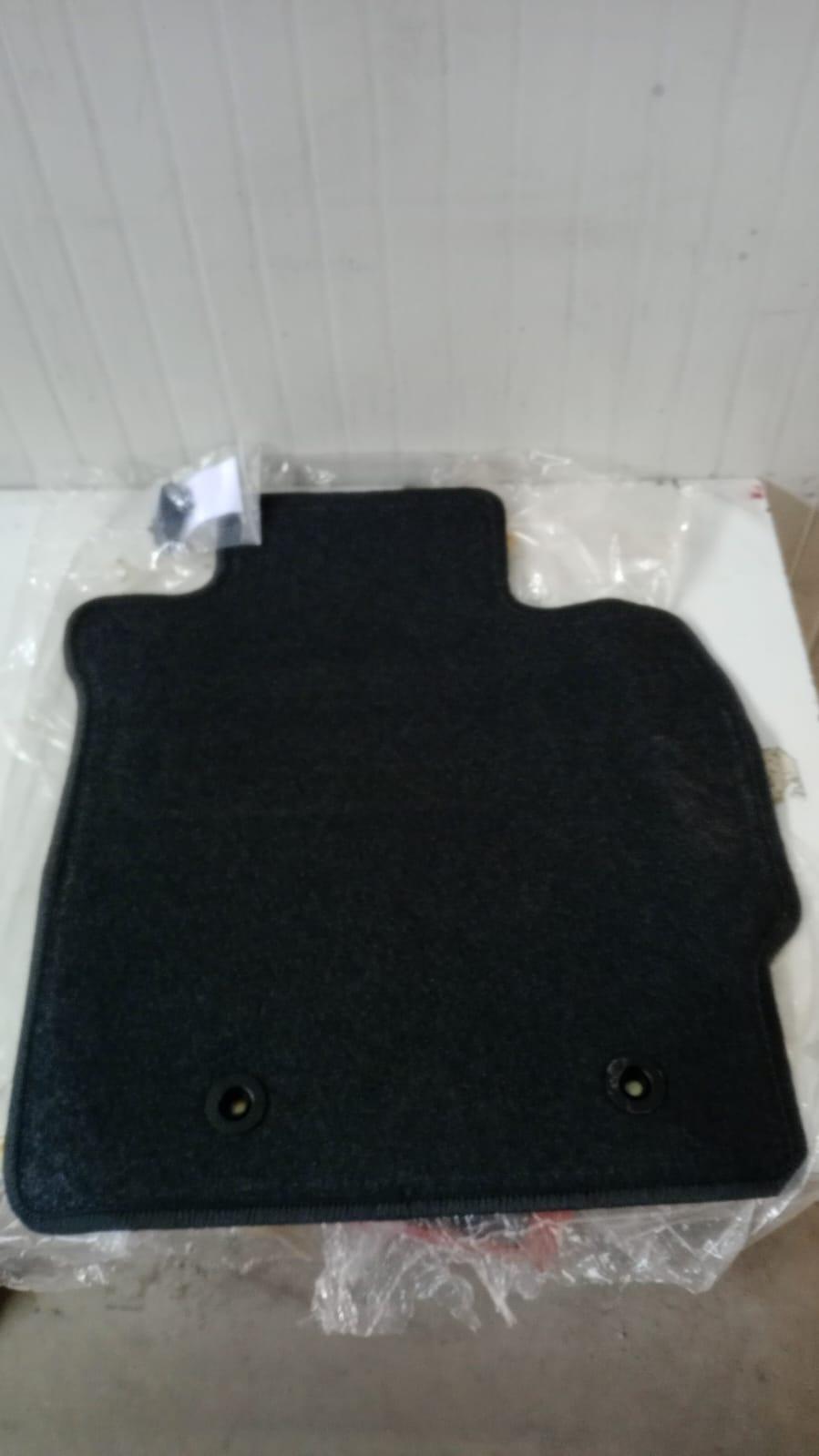 Tappetini originali TOYOTA Auris Serie (E150) (07>12)