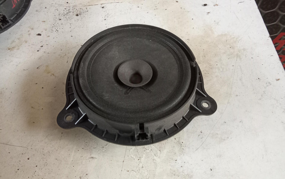 Altoparlante NISSAN Juke Serie F15