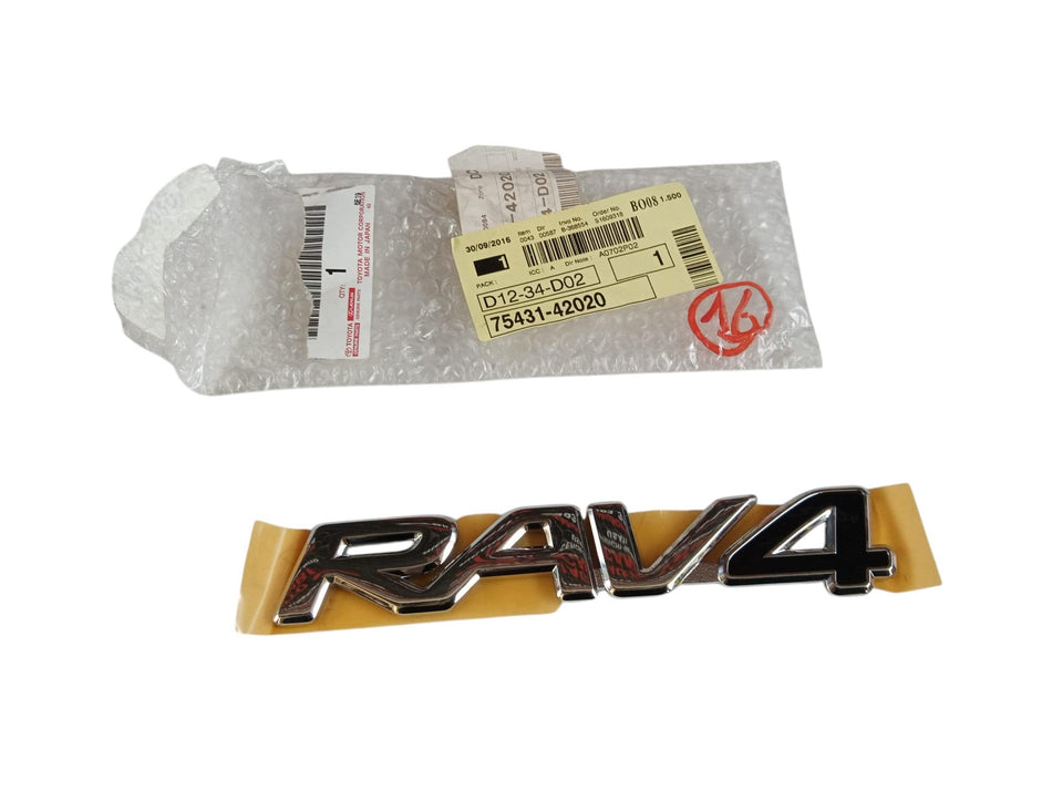 Stemma fregio logo posteriore TOYOTA Rav4 6° Serie