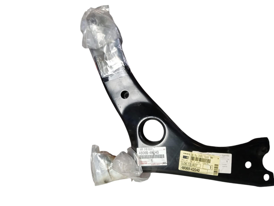 Braccio Oscillante Anteriore Sinistro TOYOTA Rav4 4° Serie