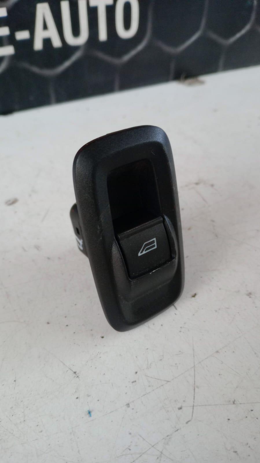 Pulsantiera Anteriore Destra FORD EcoSport Serie (12>)