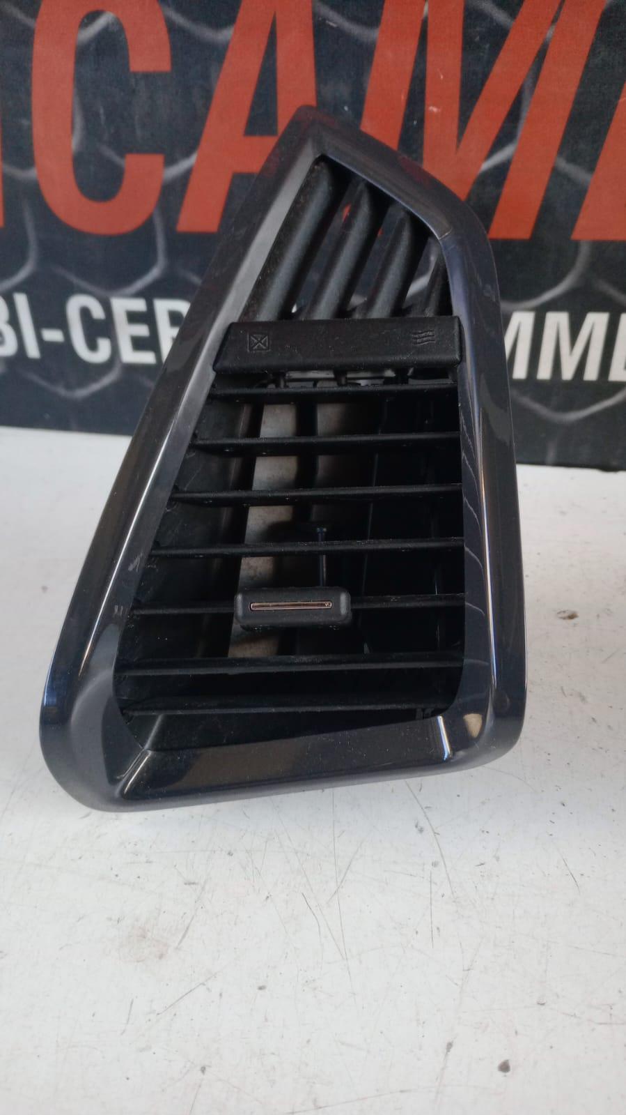 Bocchetta aria cruscotto SX FORD EcoSport Serie (12>)