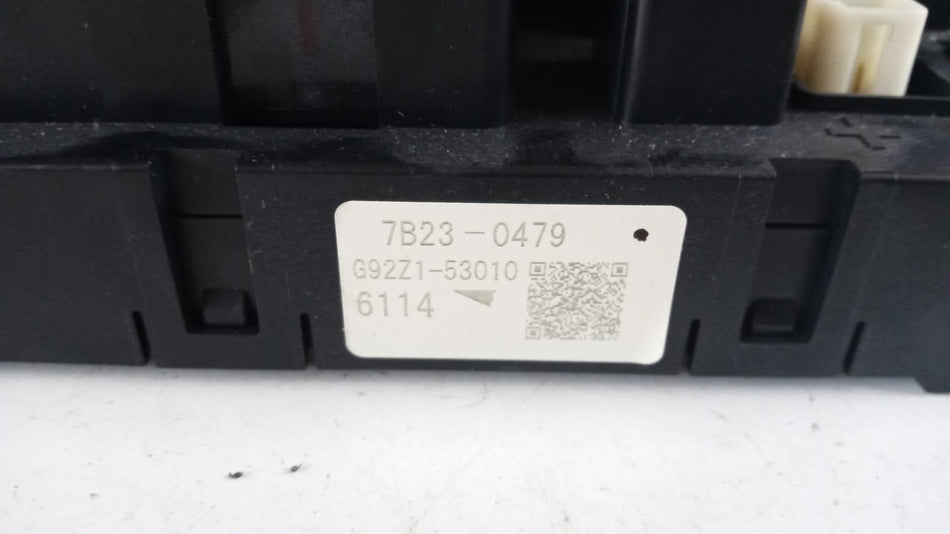 Centralina Porta Fusibili TOYOTA Rav4 Serie (18>)