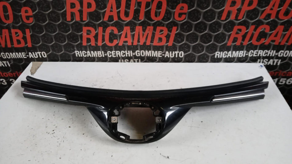Mascherina anteriore TOYOTA Rav4 Serie (18>)