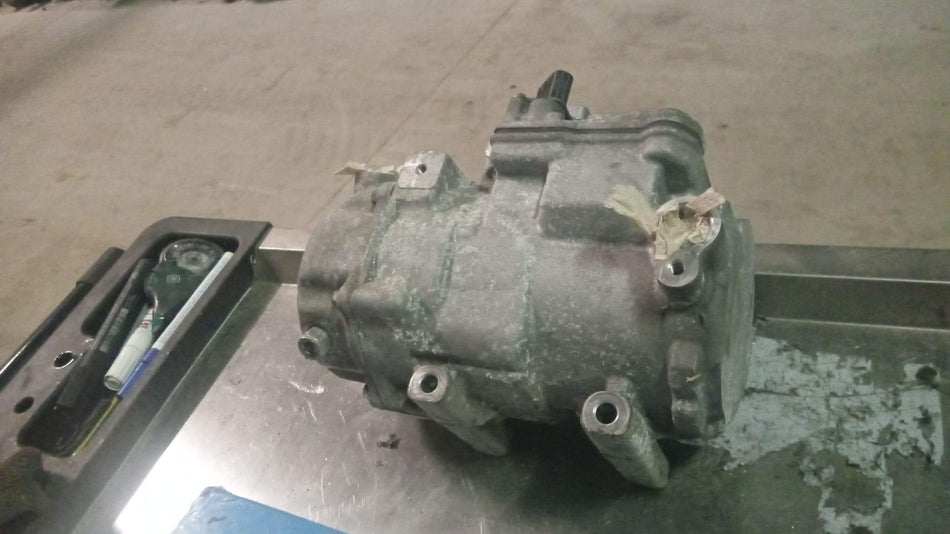Compressore A/C TOYOTA Rav4 Serie (18>)