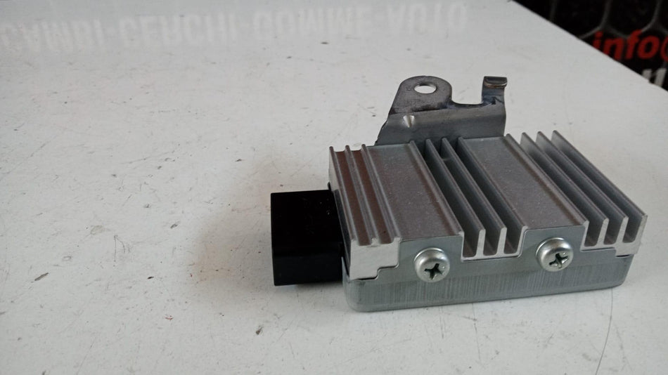 Modulo controllo relè TOYOTA Rav4 Serie (18>)