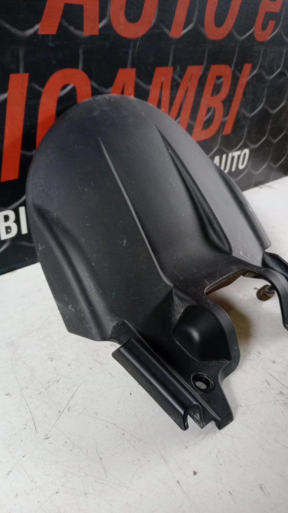 PARAFANGO POSTERIORE Aprilia Tuono 660cc Factory (22>24)