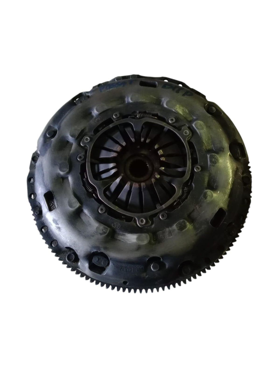 Kit Frizione e Volano VOLKSWAGEN Passat Berlina 5° Serie