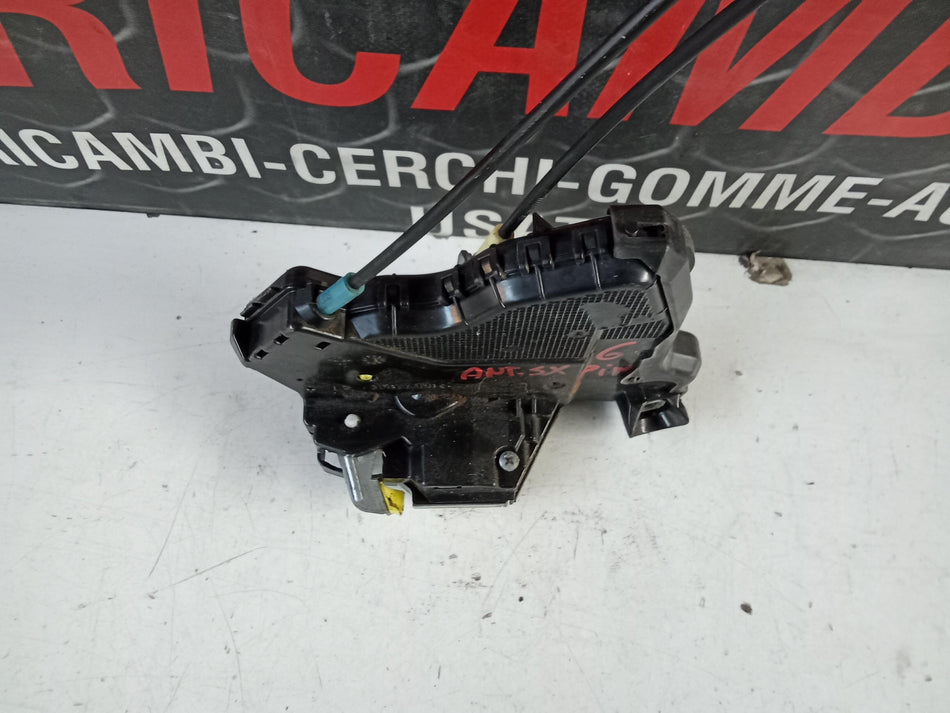 Serratura Anteriore Sinistra TOYOTA Rav4 Serie (18>)
