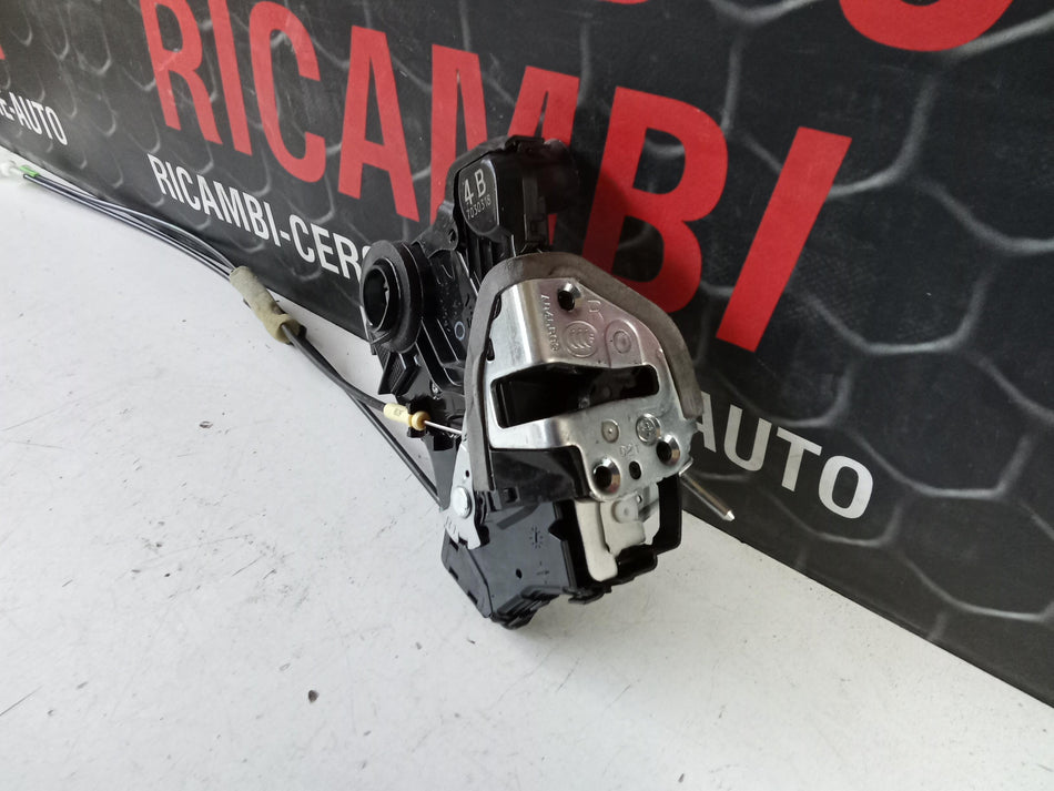 Serratura Anteriore Destra TOYOTA Rav4 Serie (18>)