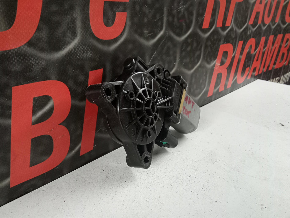 Motorino Alzavetro anteriore destra HYUNDAI Tucson serie