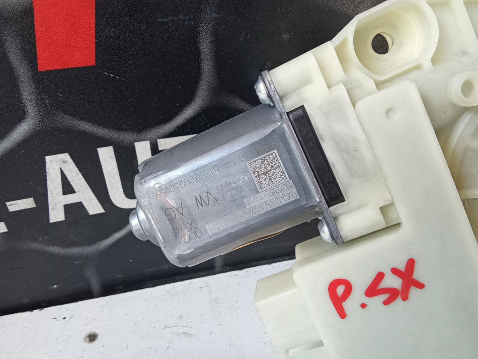 Motorino Alzavetro Posteriore Sinistro VOLKSWAGEN Golf 7 Berlina (12>)