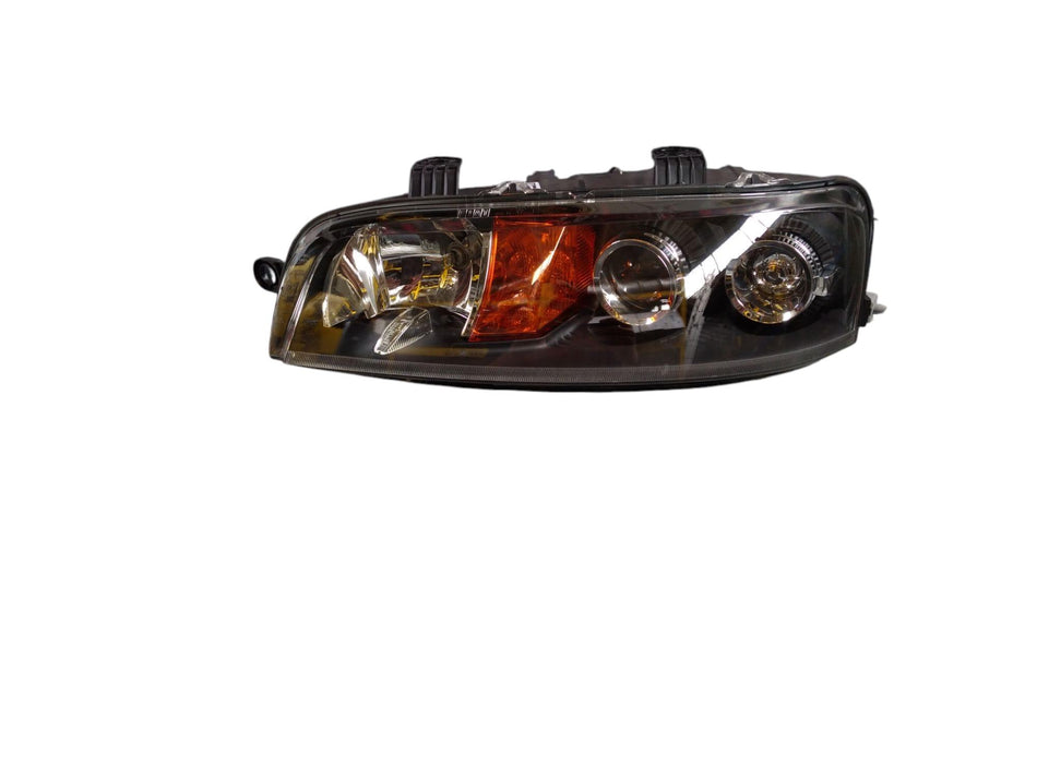 Faro Anteriore Sinistro FIAT Punto Berlina 3P 2° Serie