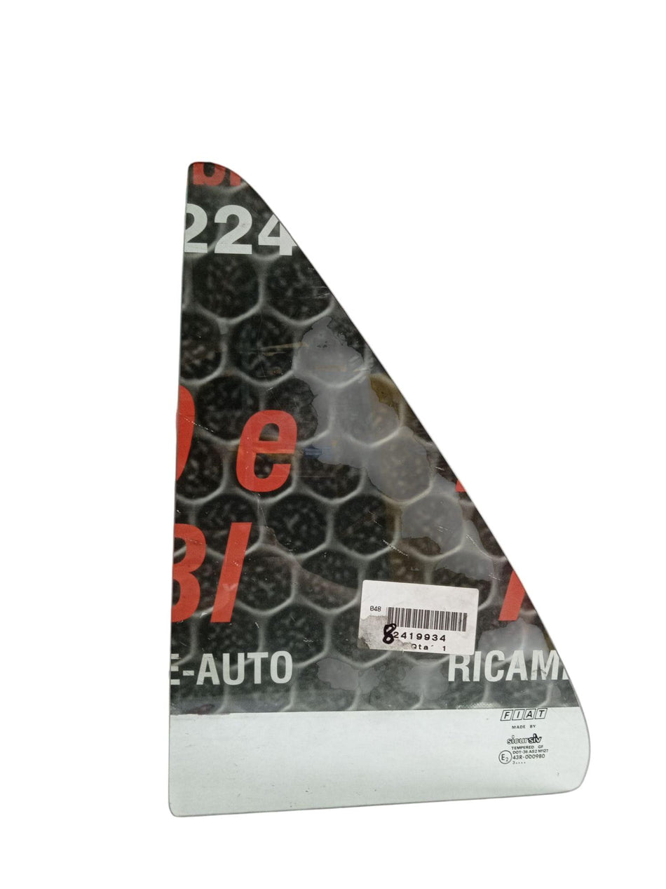 Vetro fisso posteriore SX FIAT Croma 1° Serie